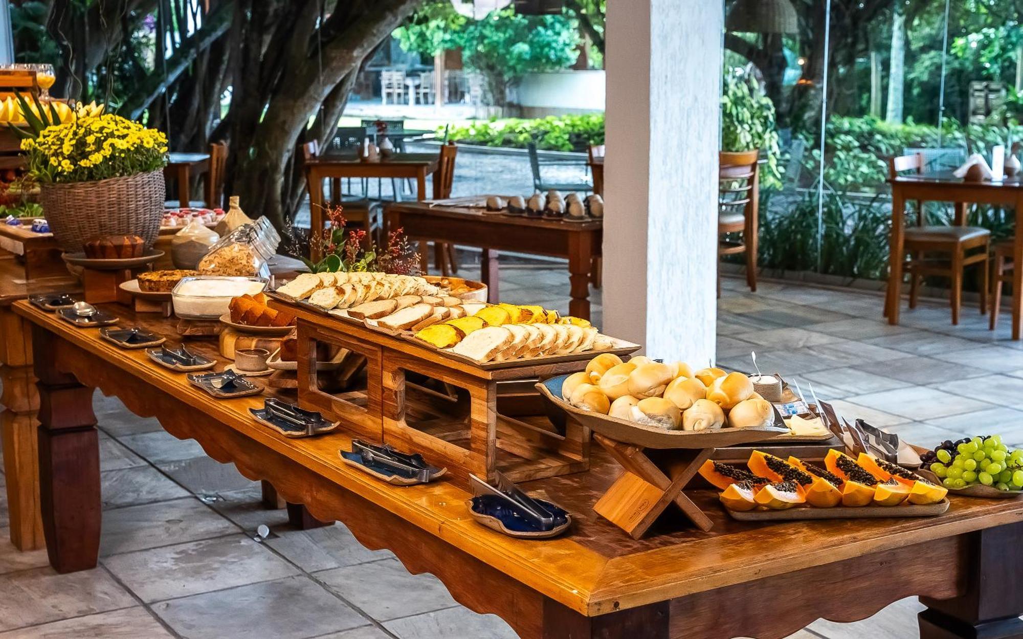 Hotel Pontal De Ubu 4*